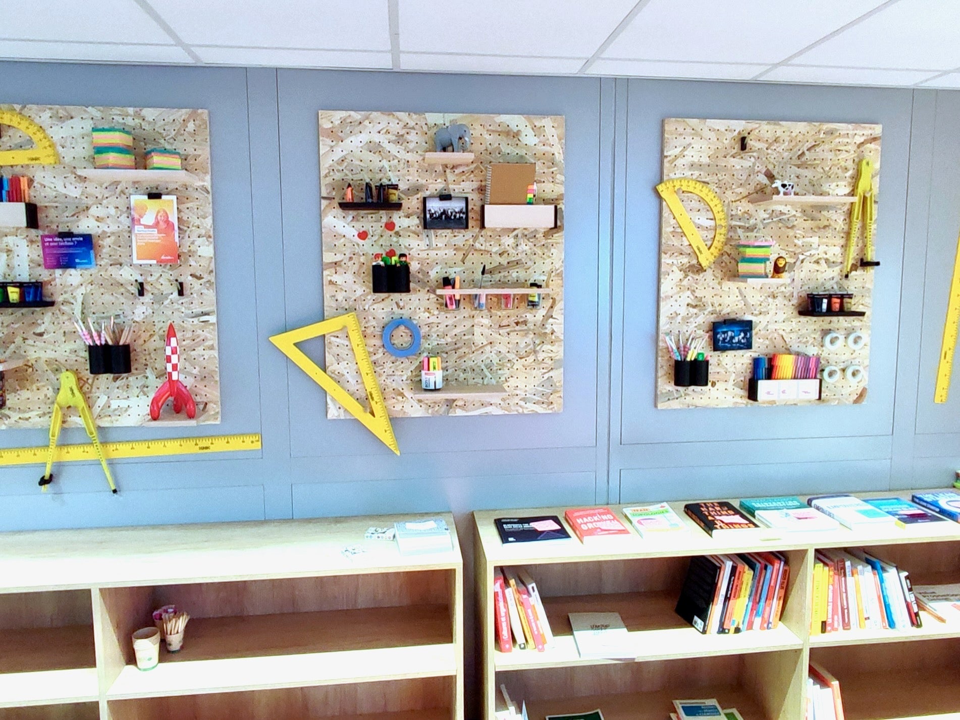 DIY ou prêt-à-poser : fabriquer son pegboard (vraiment) économique ?