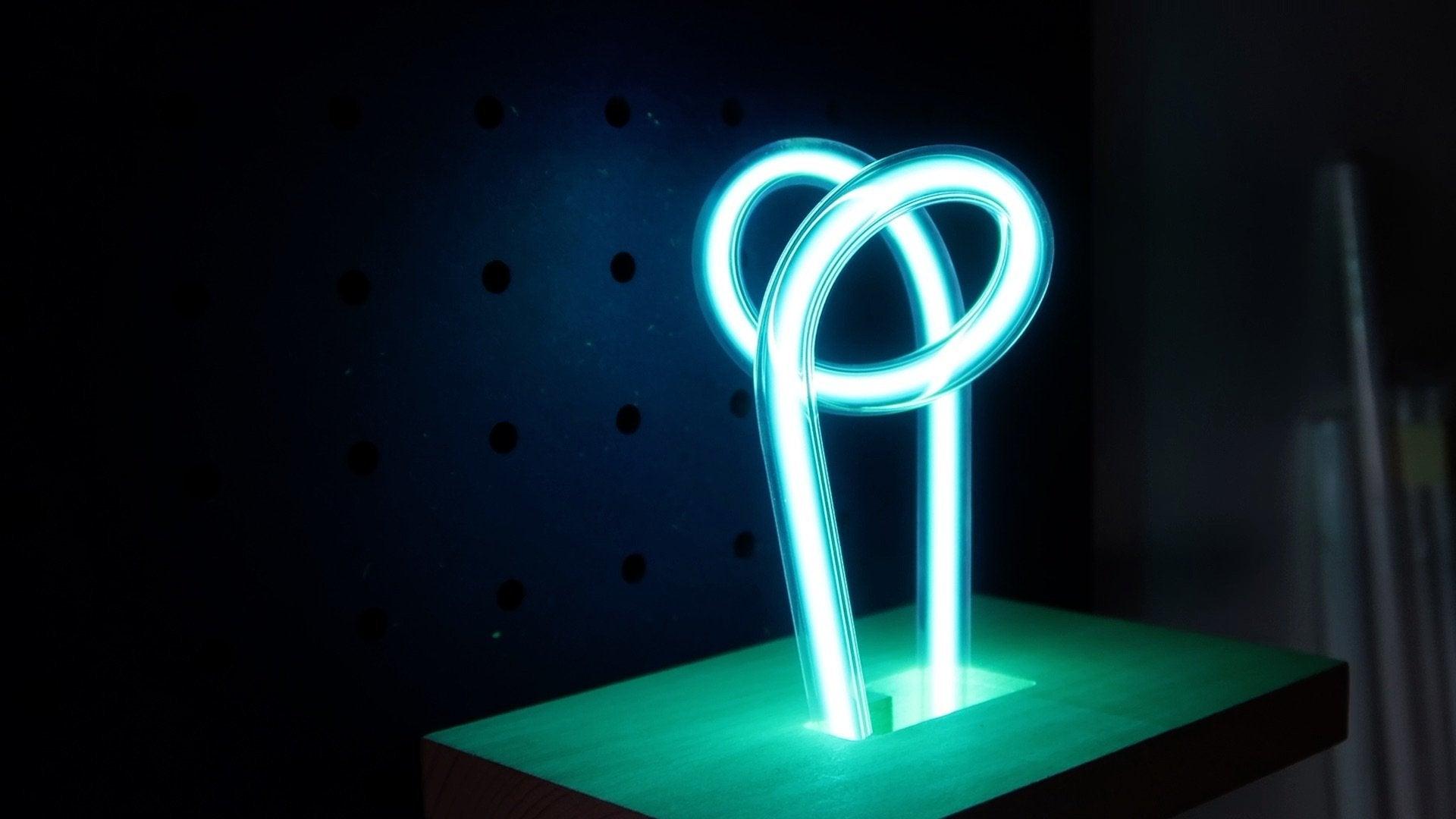 Artisanat : Découvrez la Création de Néons avec Alexis Néons - Aire