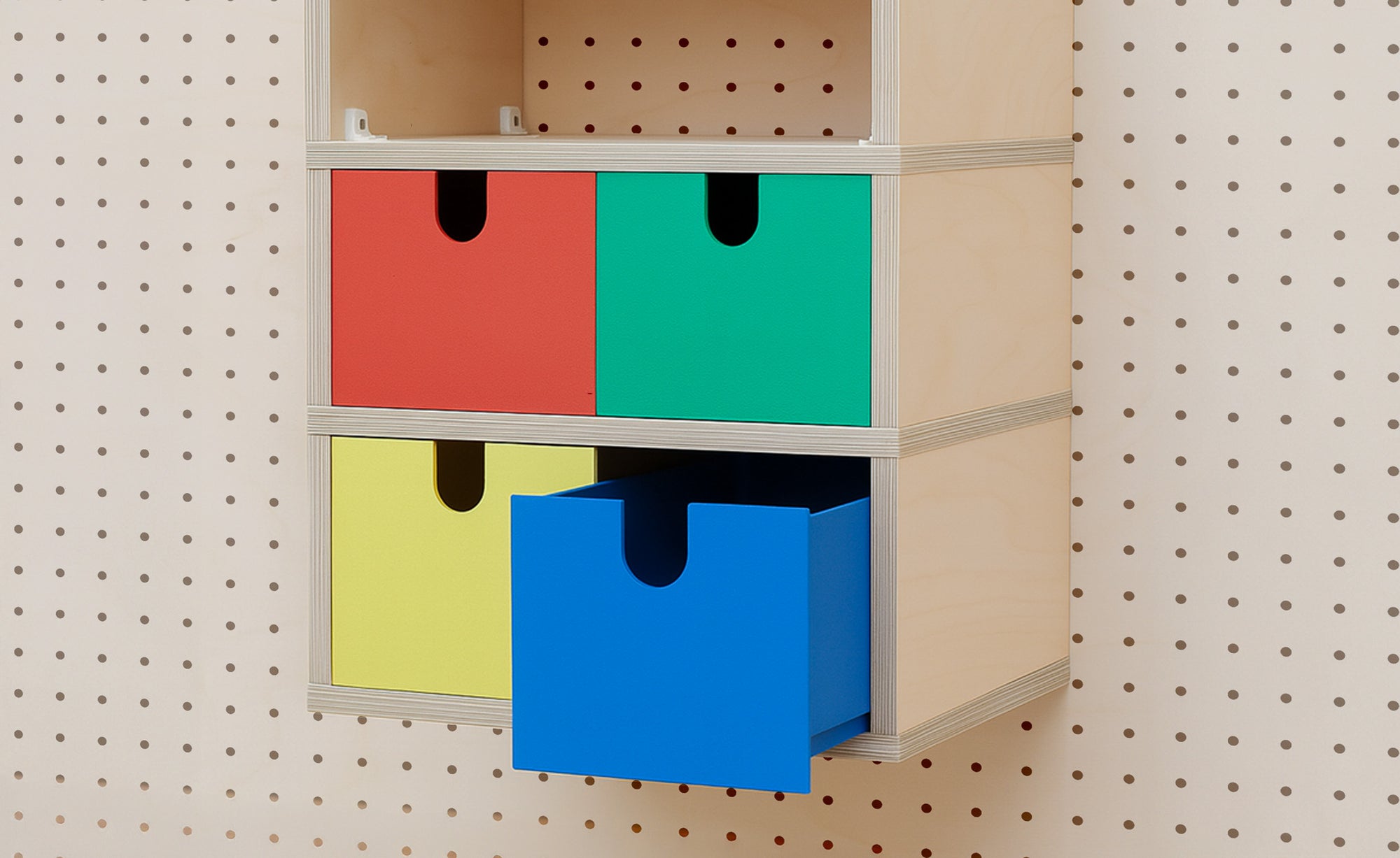 3-section locker