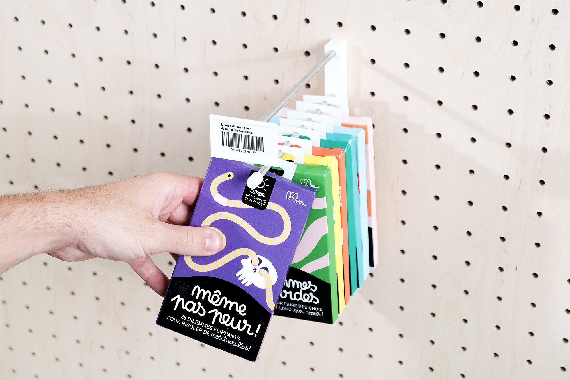 Colorful metal brooch