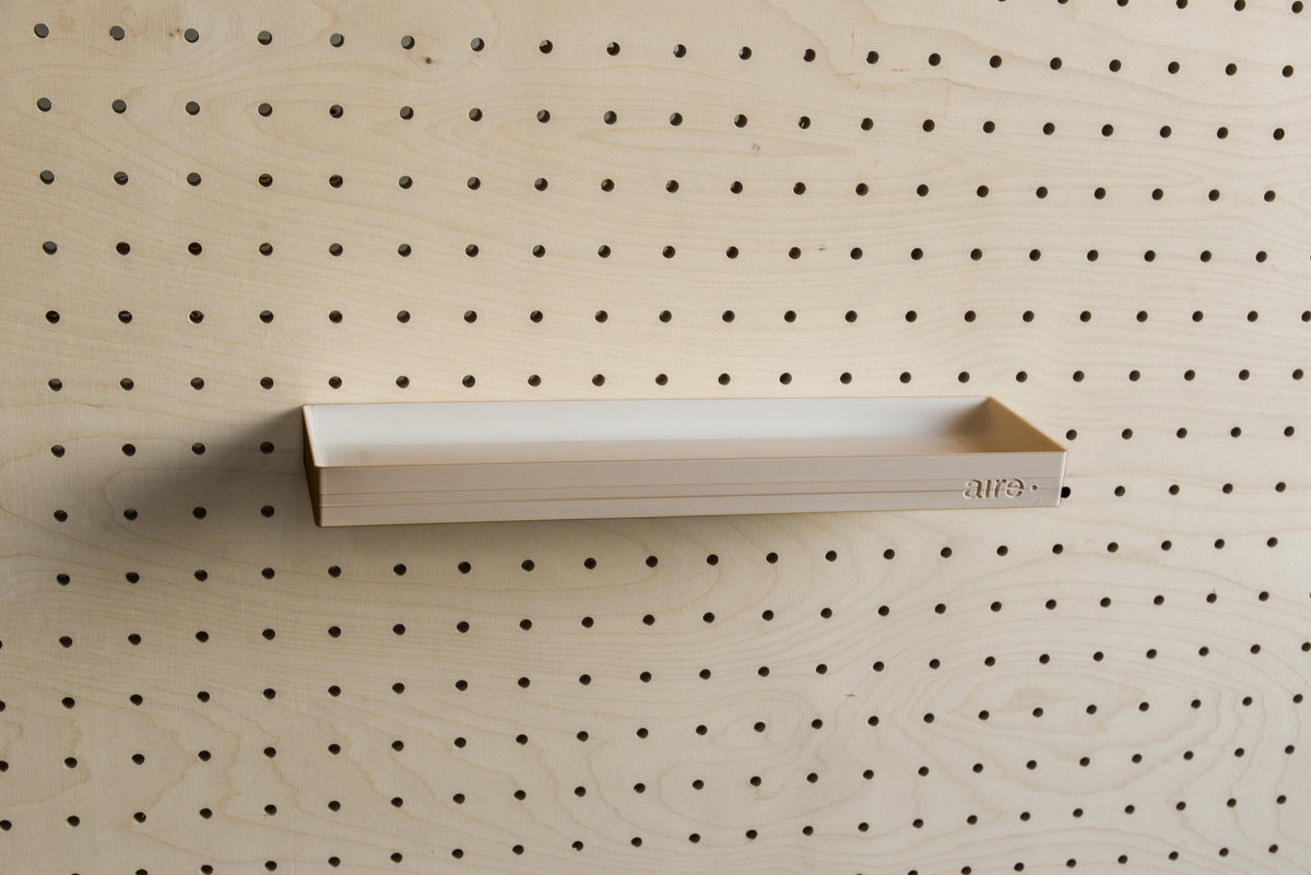 Étagère avec rebords pour pegboard – tablette murale de rangement