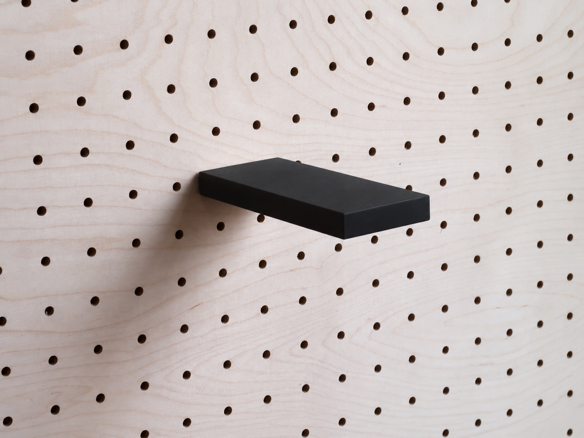 Mini estante recto para pegboard – balda para panel perforado