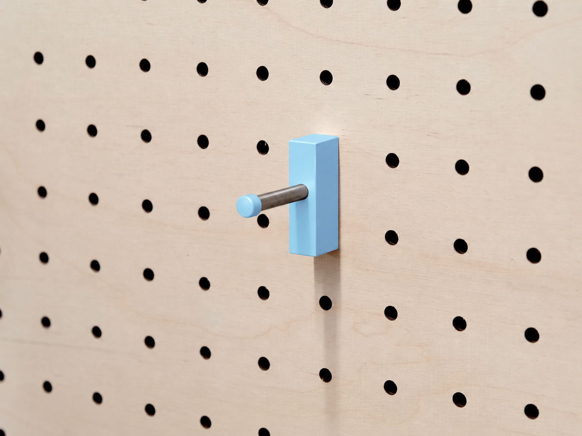Crochet mural multi-usages pour pegboard – patère panneau perforé