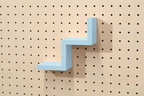 Step Shelf for Pegboard – Minimalist 3D-Printed Object Holder