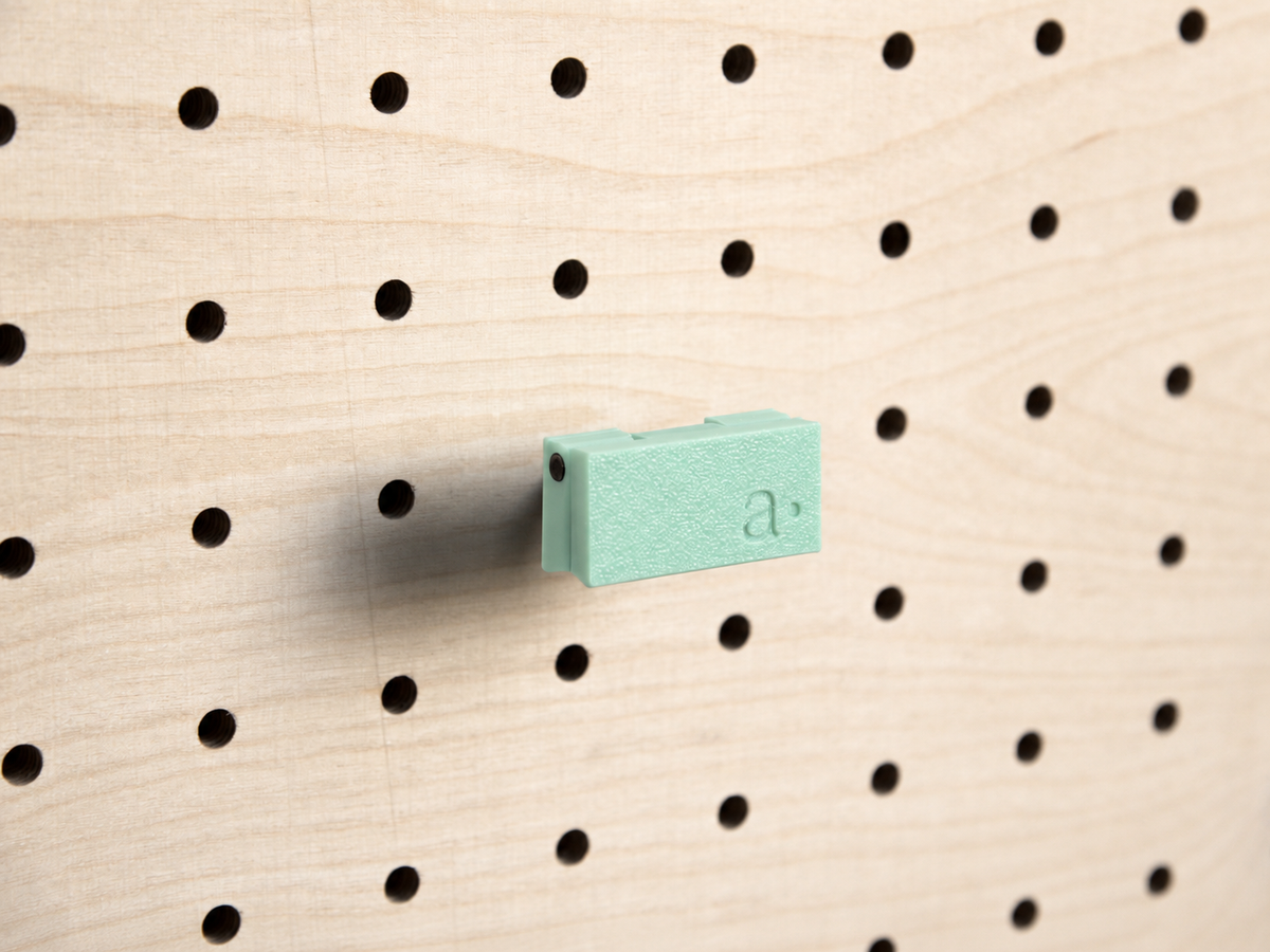 Magnetische Fotoklammer für Pegboard – Kartenclip für die Lochwand
