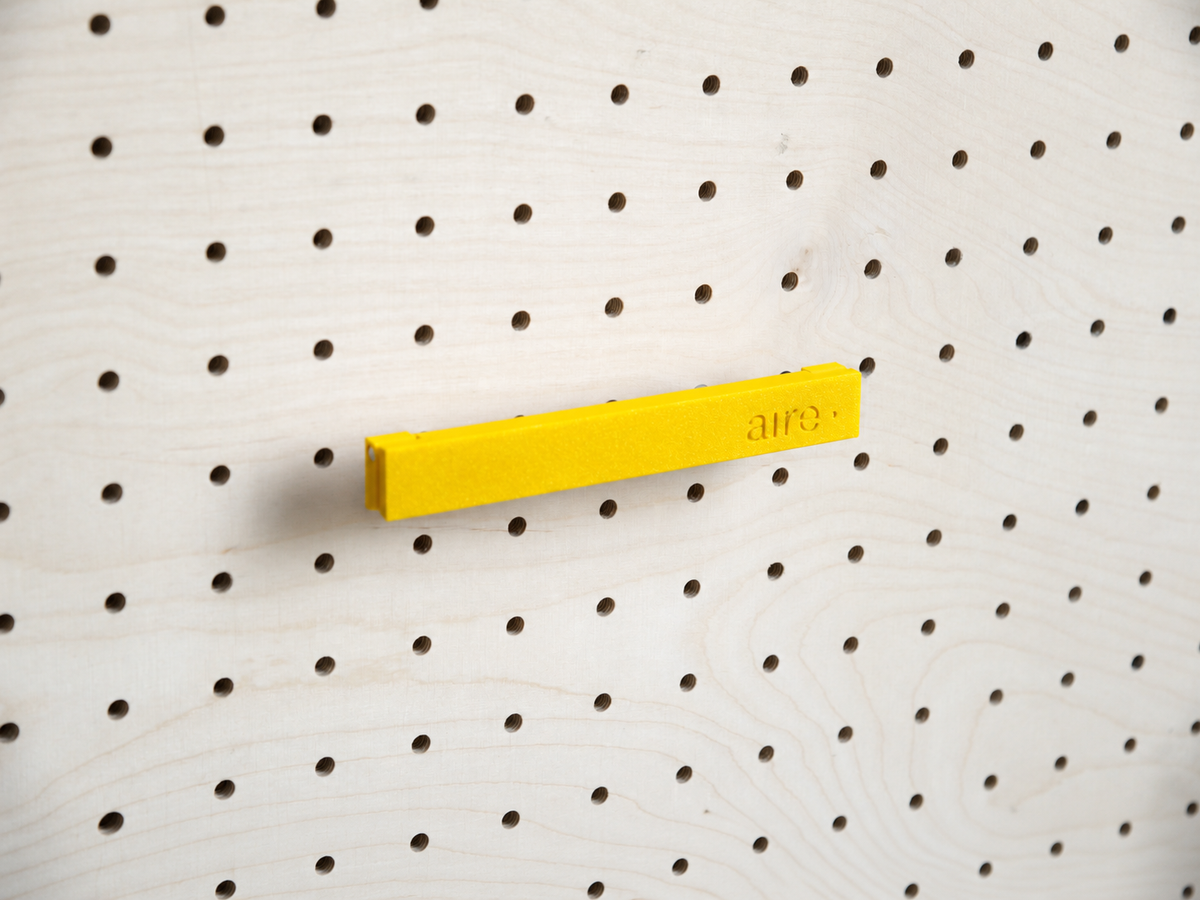 Magnetische Fotoklammer für Pegboard – Kartenclip für die Lochwand
