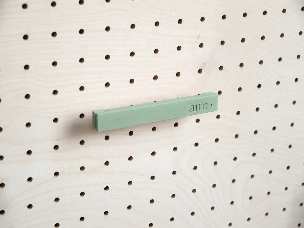 Magnetische Fotoklammer für Pegboard – Kartenclip für die Lochwand