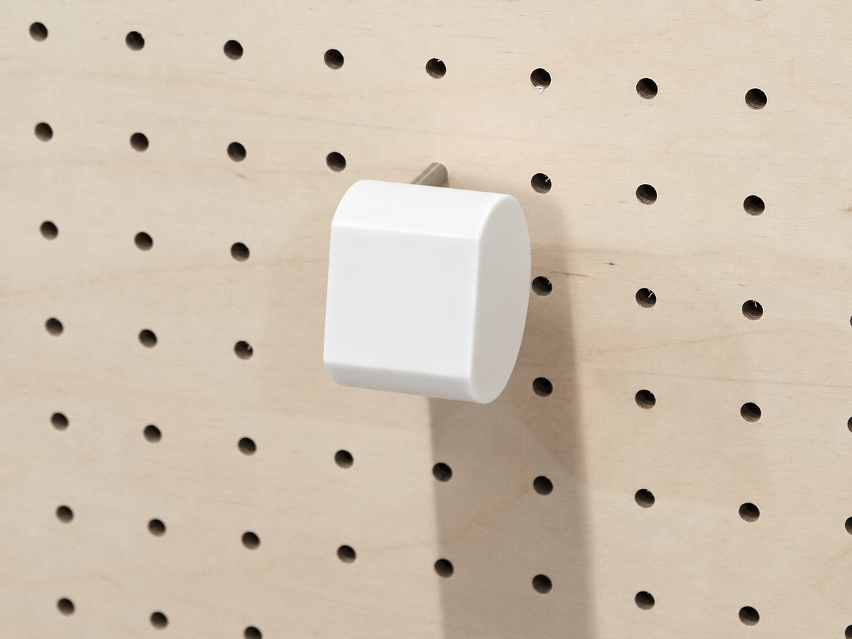 Porte-montre mural pour pegboard – support montre inox et impression 3D