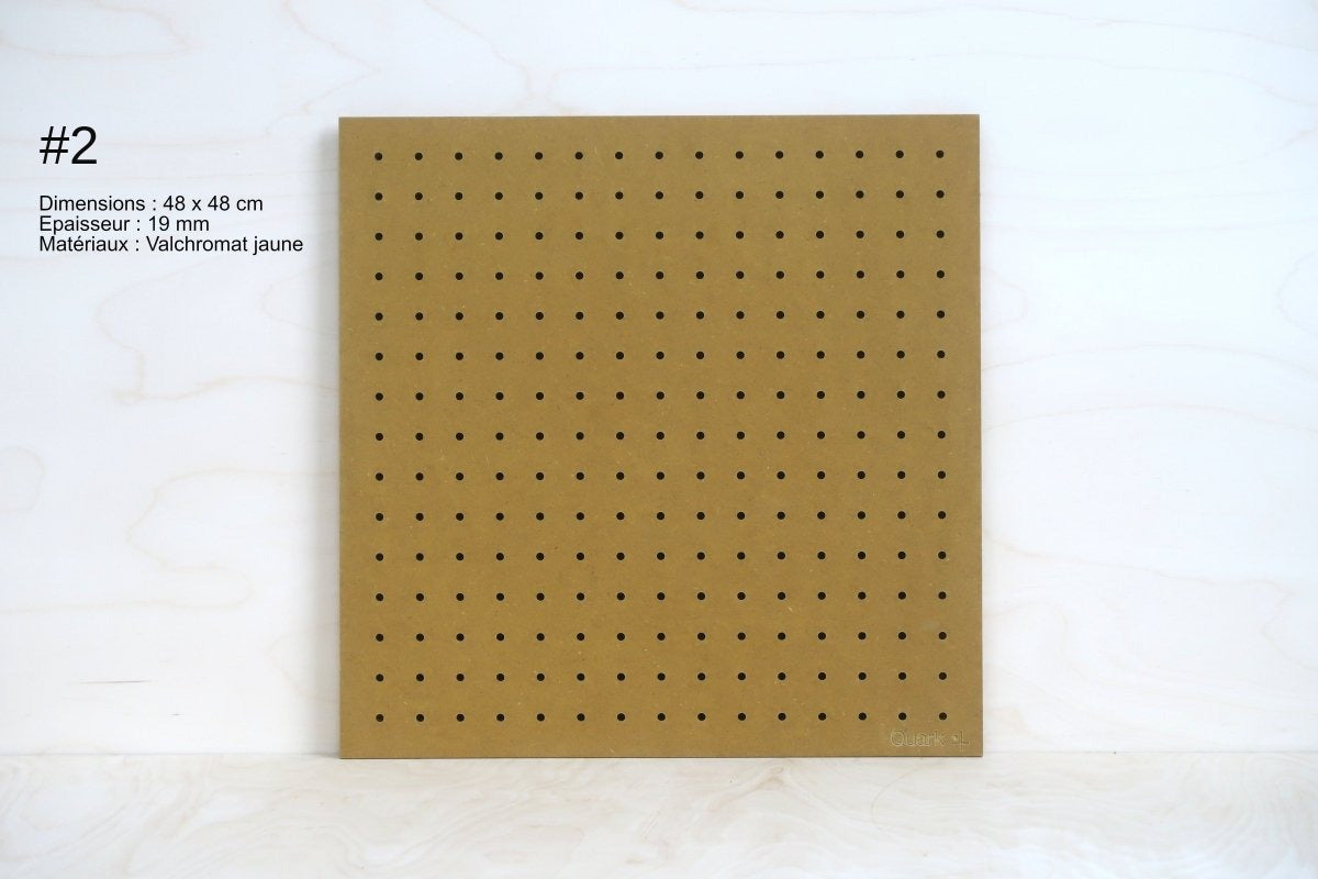 Pegboard Valchromat jaune en déstockage, pièce n°2 (48 x 48 cm)