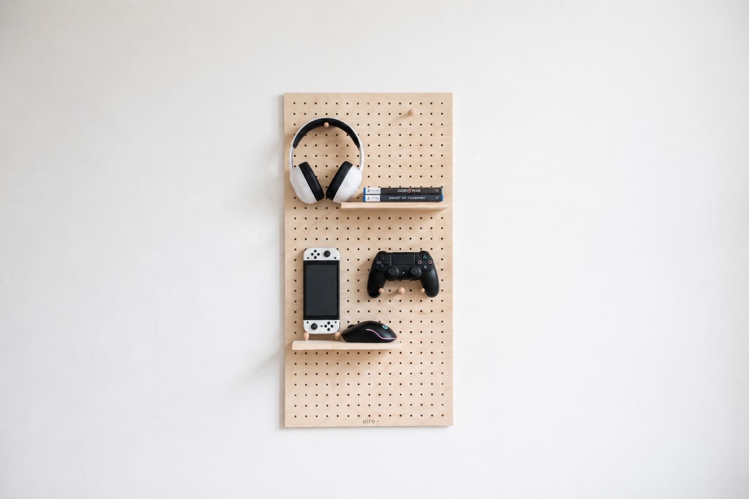 Pegboard aire intégré dans un setup gaming