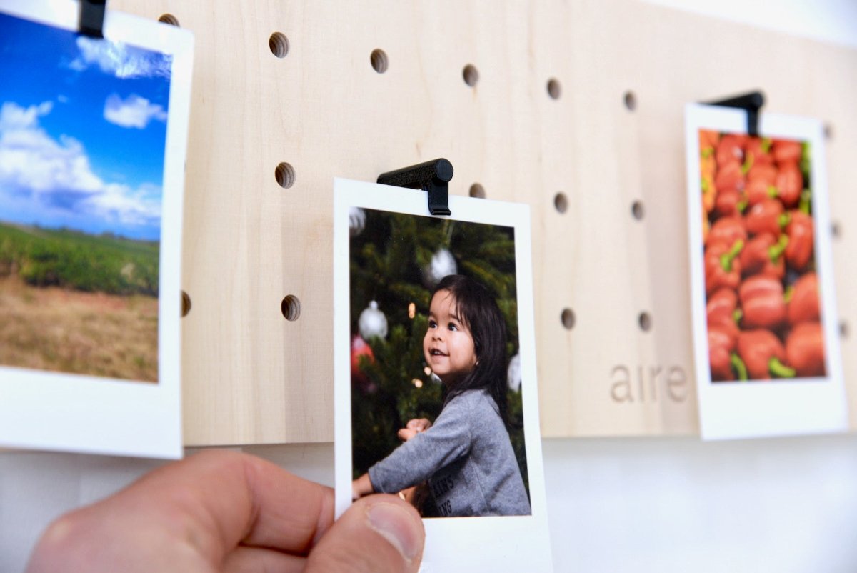 Pegboard 48 x 12 cm avec 5 pinces porte photos - Pegboard - Aire -  - 4