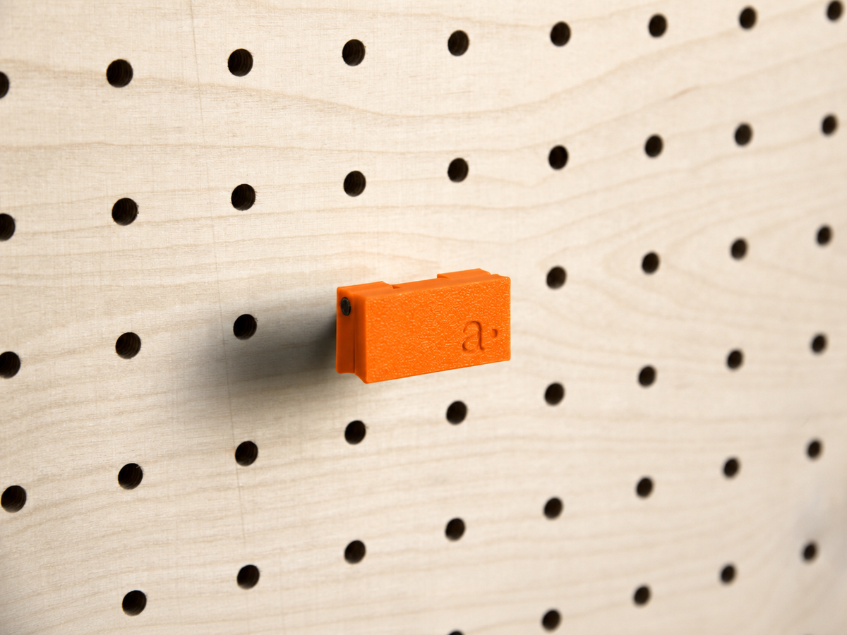 Pince photo magnétique pour pegboard – Orange / S