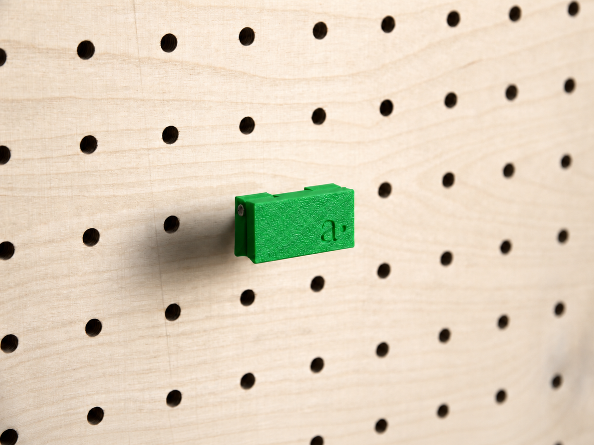 Pince photo magnétique pour pegboard – Vert / S