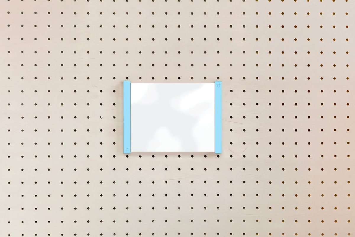 Porte affiche Support d’Information en Plexi - Accessoires - Aire - A217-3 - 19