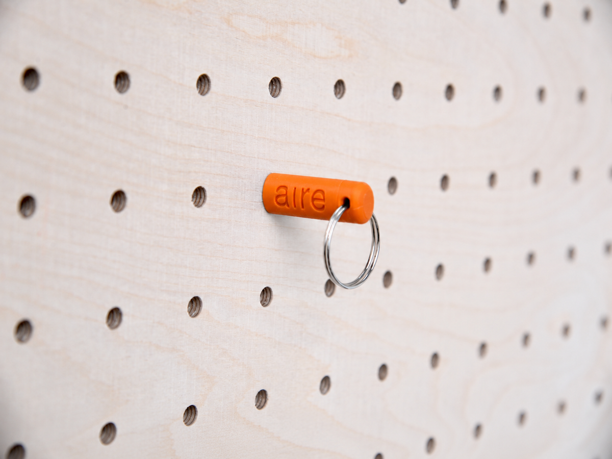 Porte-clés à anneau pour pegboard – Orange