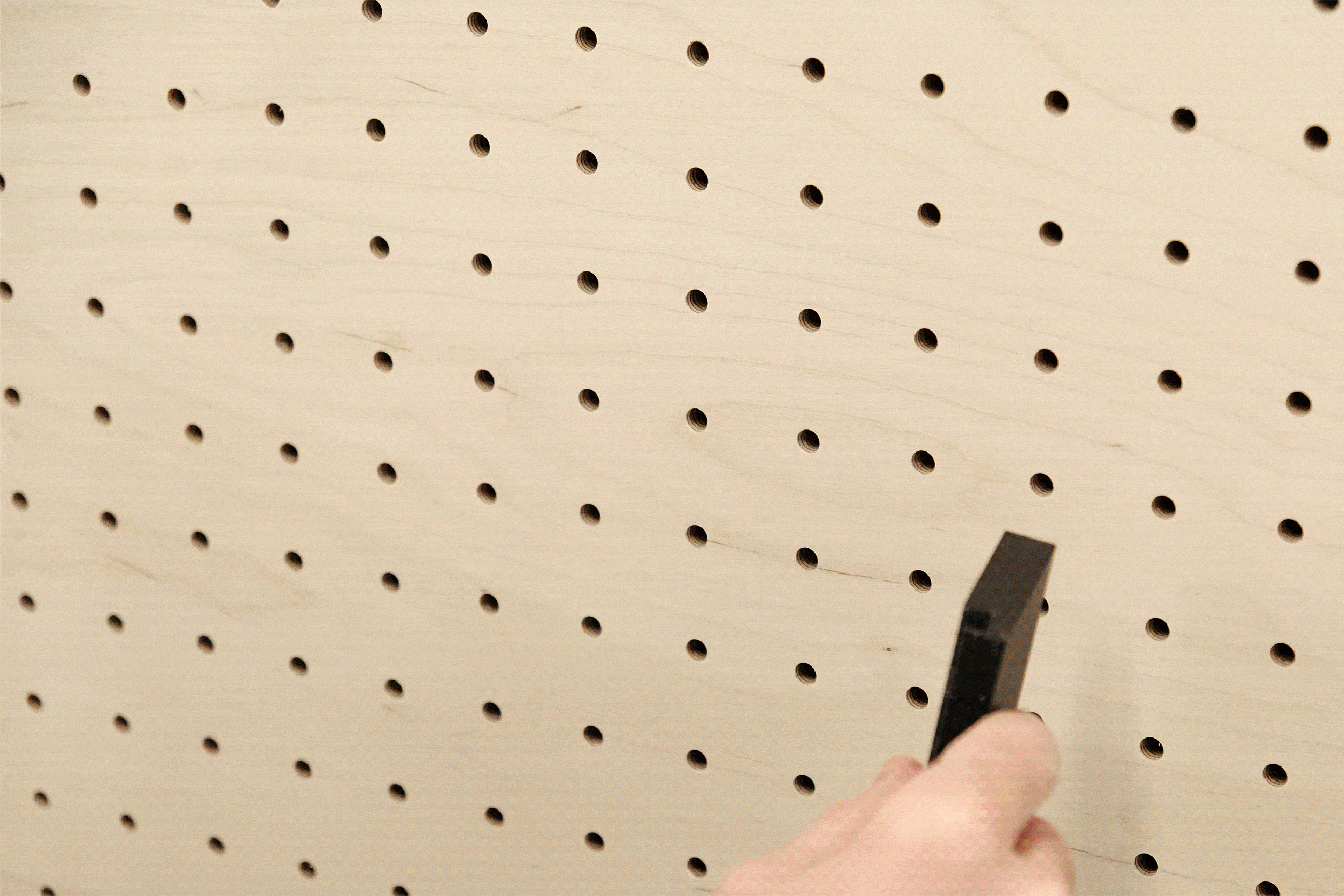 Post- und Briefhalter für Pegboard - Aire