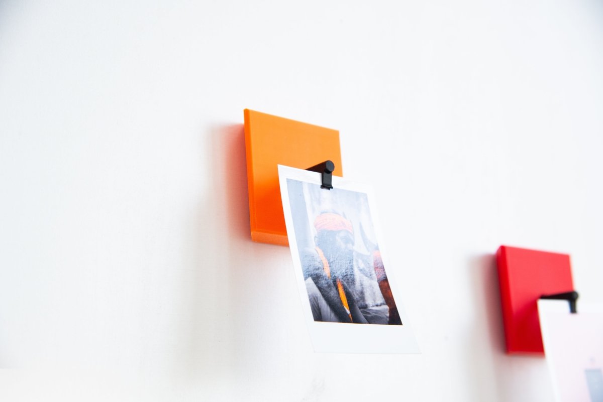 Porte photo mural coloré - Aire -  - 5