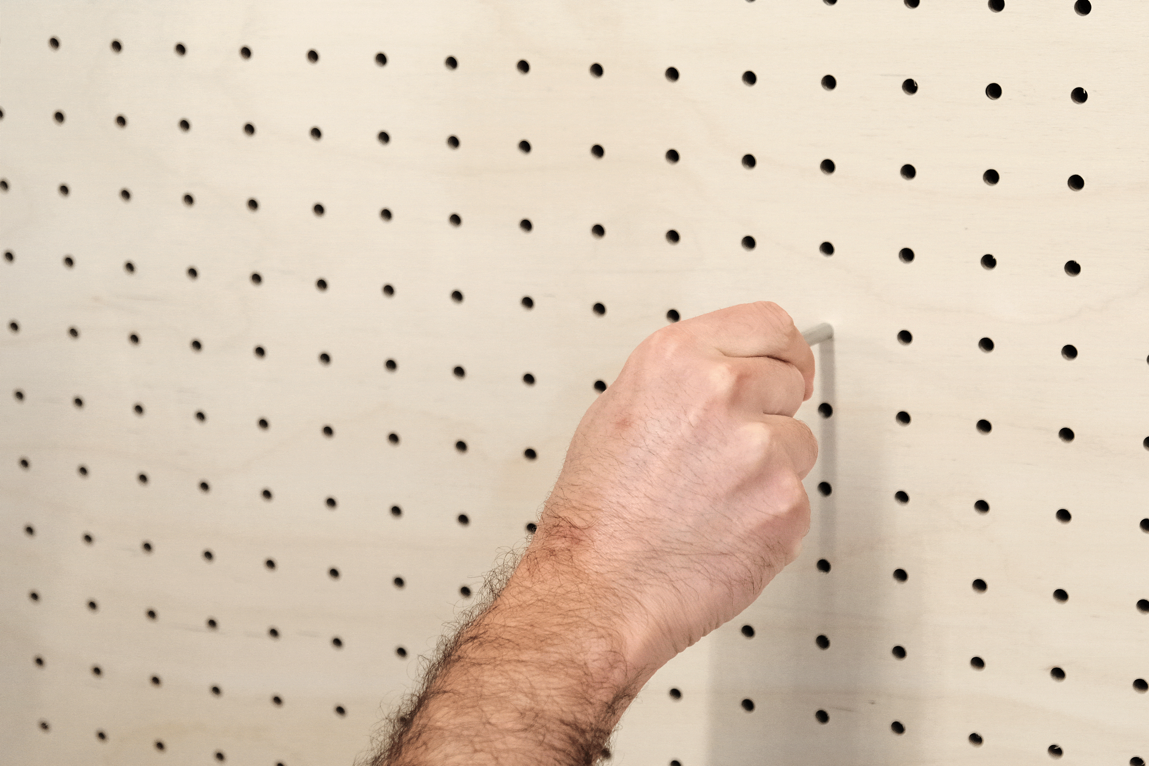 Regalbrett aus Buchenholz für Pegboard - Wandregal - Aire