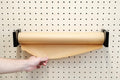 Porte rouleau kraft pour Pegboard - Accessoires - Aire - A103-17 - 1