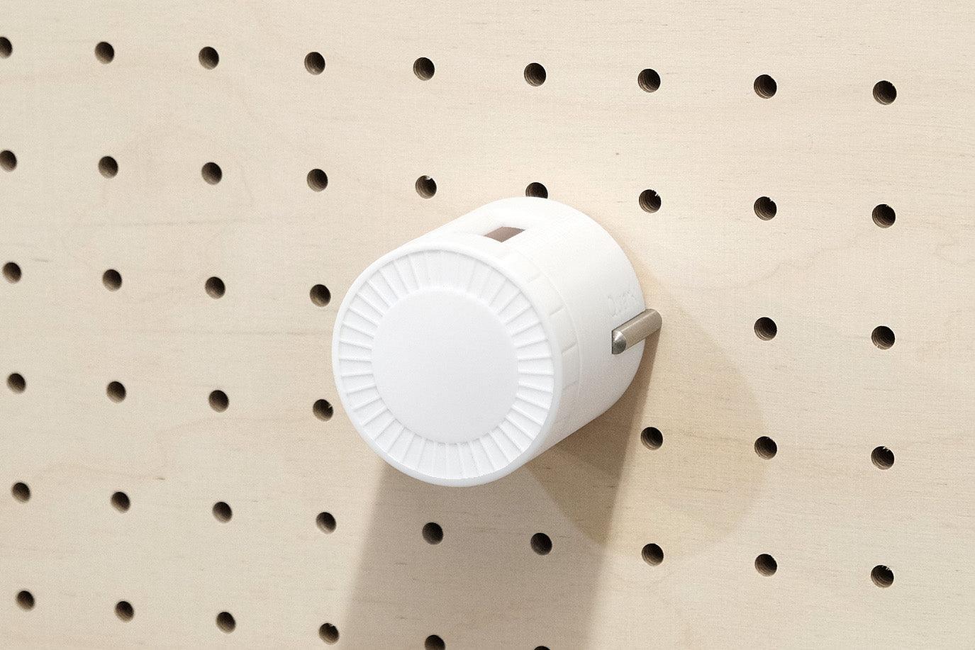 Roule-câble téléphone - Enrouleur de câble pour Pegboard - Quark